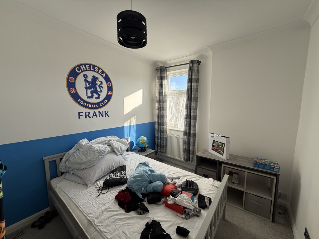 Lot: 35 - THREE-BEDROOM HOUSE WITH STRUCTURAL DAMAGE - Bedroom three at rear of property